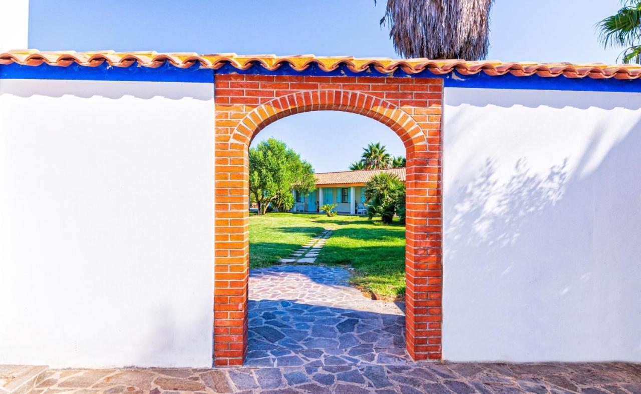Agriturismo Is Cortillaris Càbras Kültér fotó