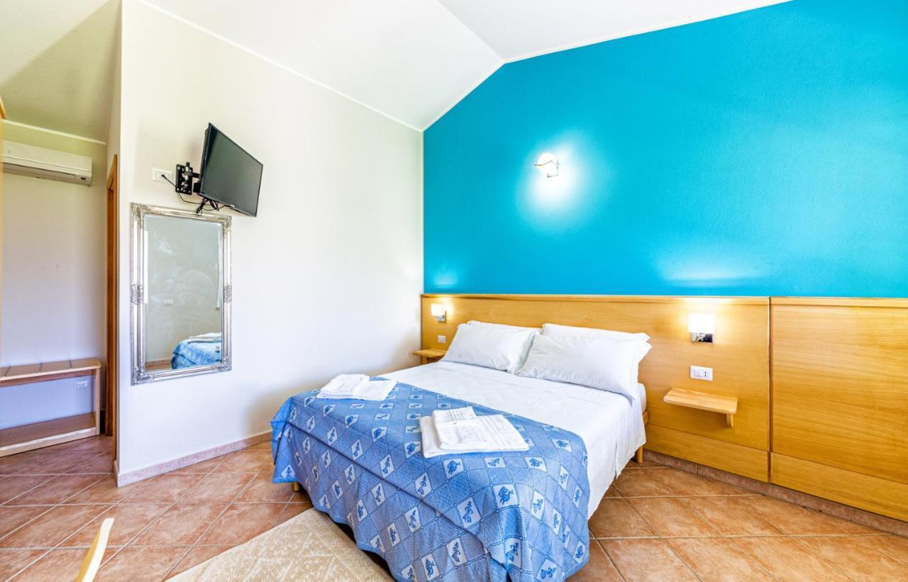 Agriturismo Is Cortillaris Càbras Kültér fotó