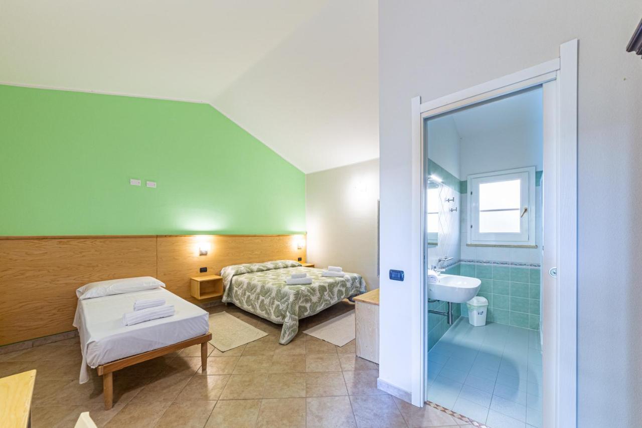 Agriturismo Is Cortillaris Càbras Kültér fotó